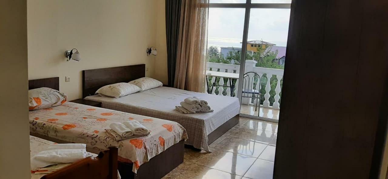 Badu Guest House Квариати Екстериор снимка